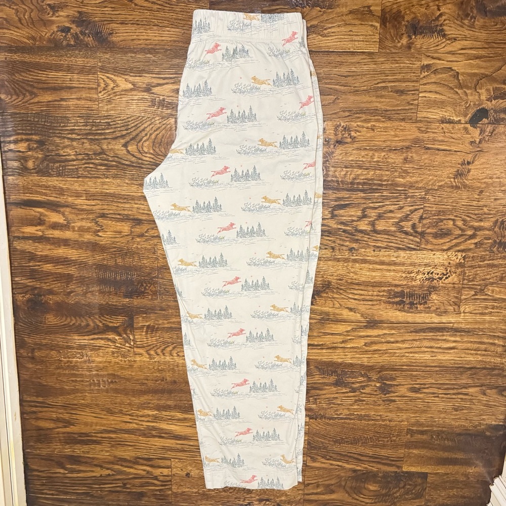 L.L. Bean Cream Jogger Pants with Nature Print